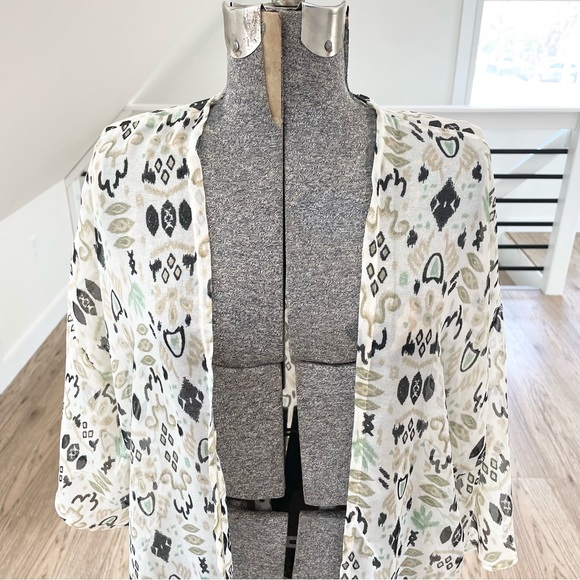 LD SALE ITEM: NWT tan black green sheer kimono beach cover-up bohemian tropical - Picture 3 of 9